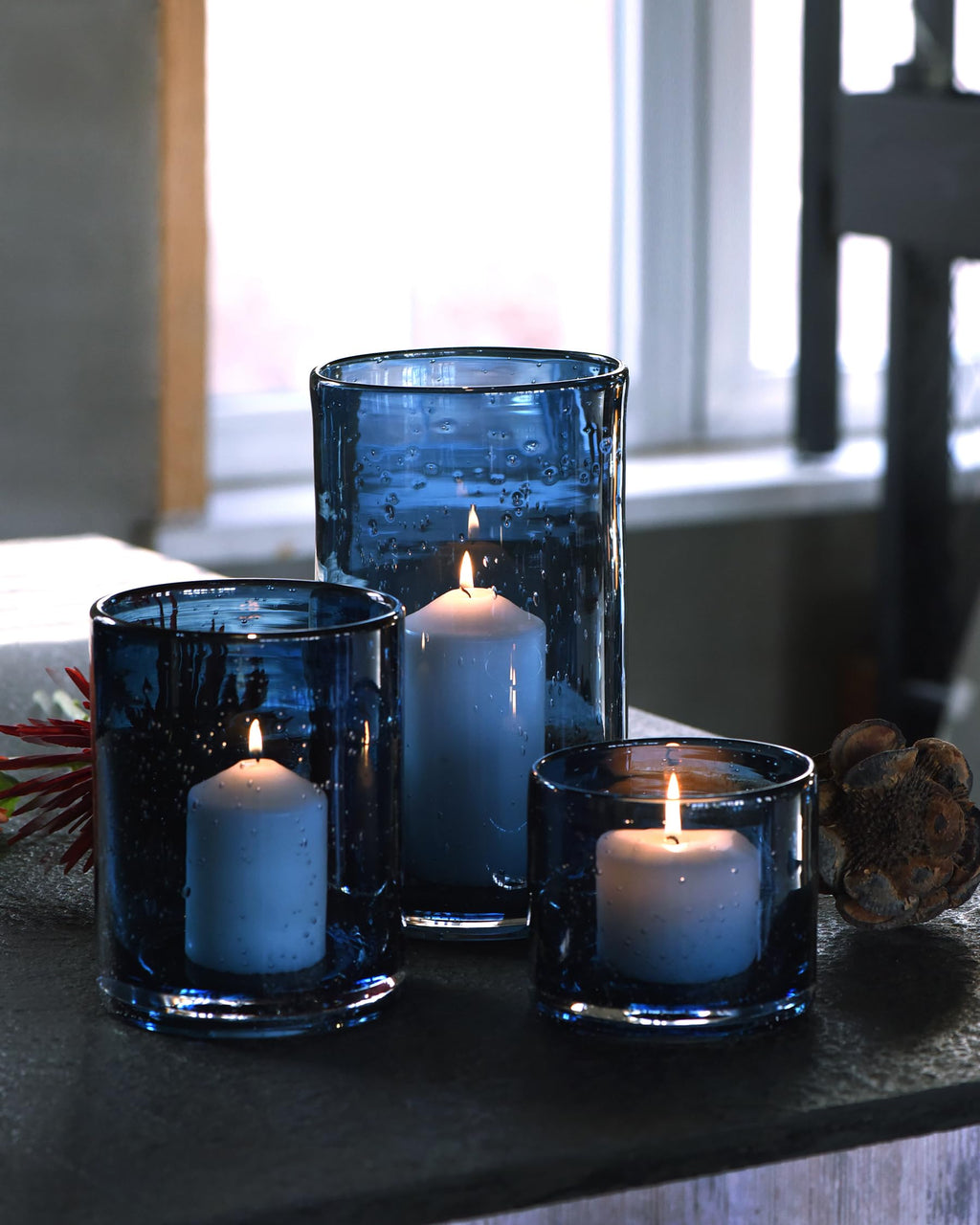 ARIAMOTION Hurricane Candle Holders for Pillar Hand Blown Glass Cylinder Vases Table Centerpiece Bulk Room Decor Clear Seeded Bubbles Living Dining Kitchen Island 10" 7" 4" Set of 3